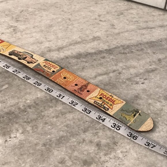 Fossil Belt Womens Small SZ 32 Multicolor Y2K Drive-In Motel Music Notes Leather - Picture 9 of 10